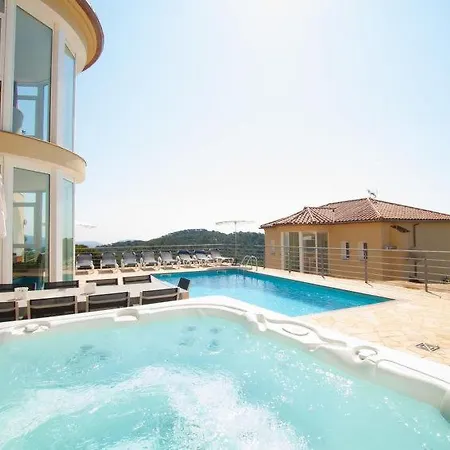 Sant Eloi Sleeps 12 Pool Wifi *