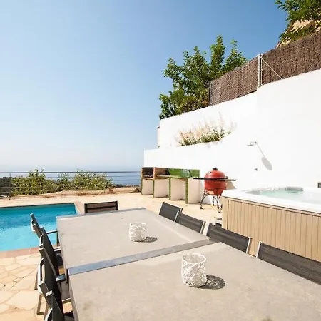 Sant Eloi Sleeps 12 Pool Wifi Lloret de Mar
